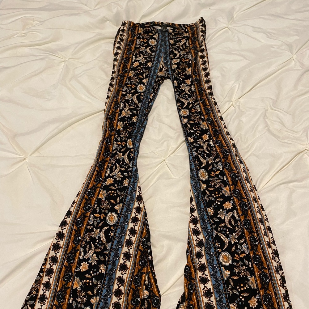 Bell bottom pants